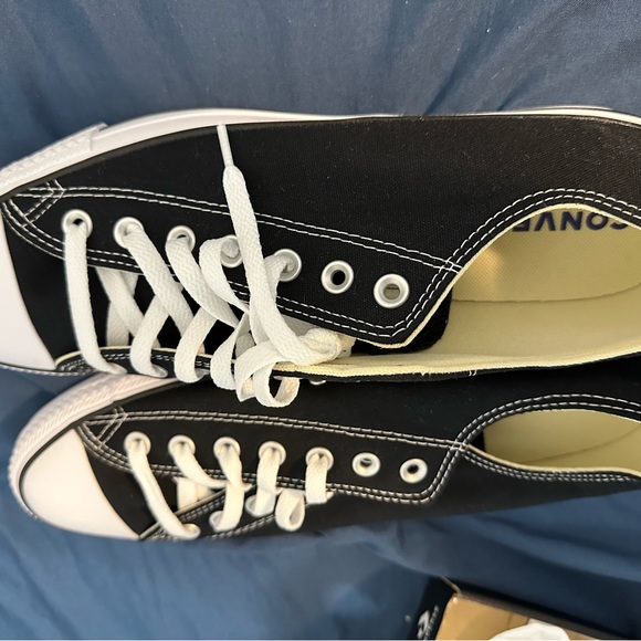 Converse chuck taylor low top black classics on sale size 11.5 - Picture 2 of 4